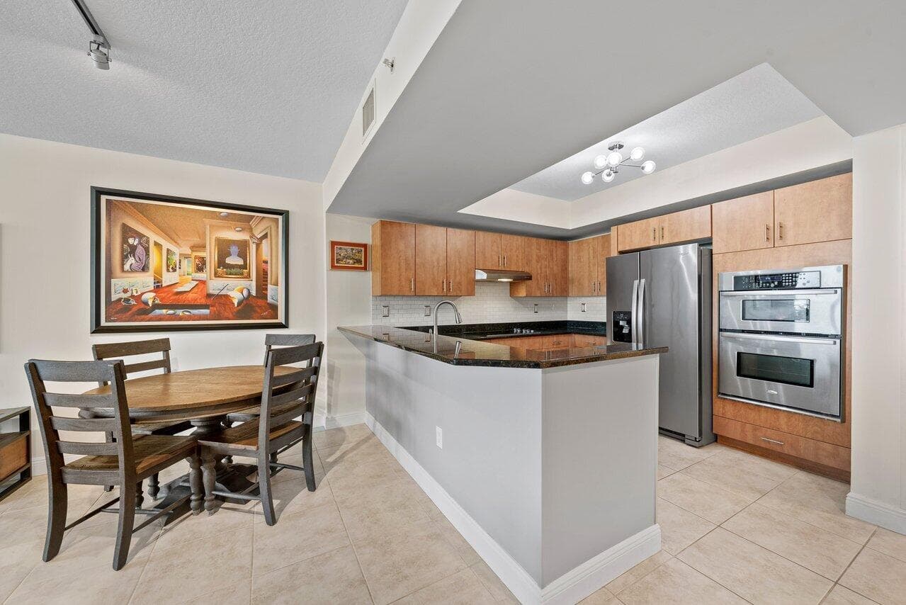 2700 N Federal Highway 203 photo 10