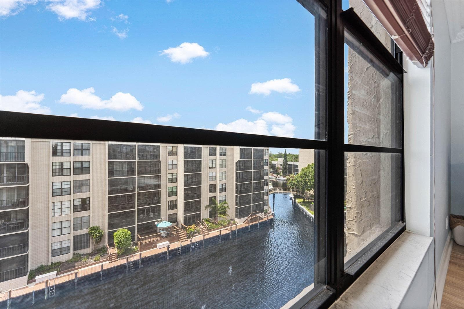 8 N ROYAL PALM Way 6040 photo 14