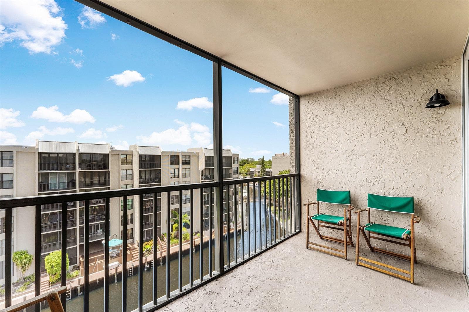 8 N ROYAL PALM Way 6040 photo 21