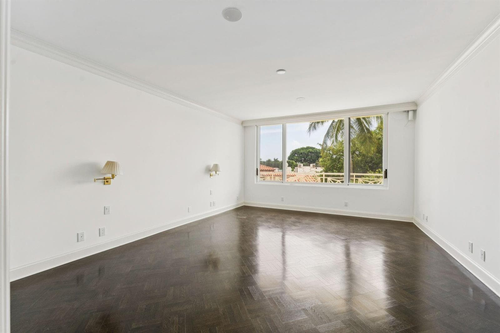 425 WORTH Avenue 2F photo 14