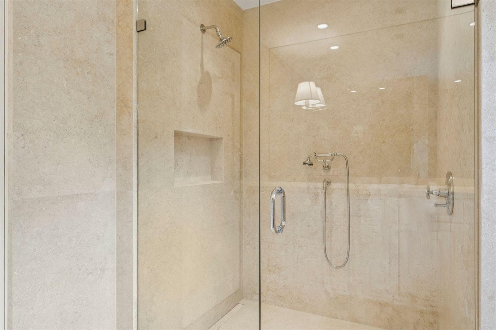 425 WORTH Avenue 2F photo 21