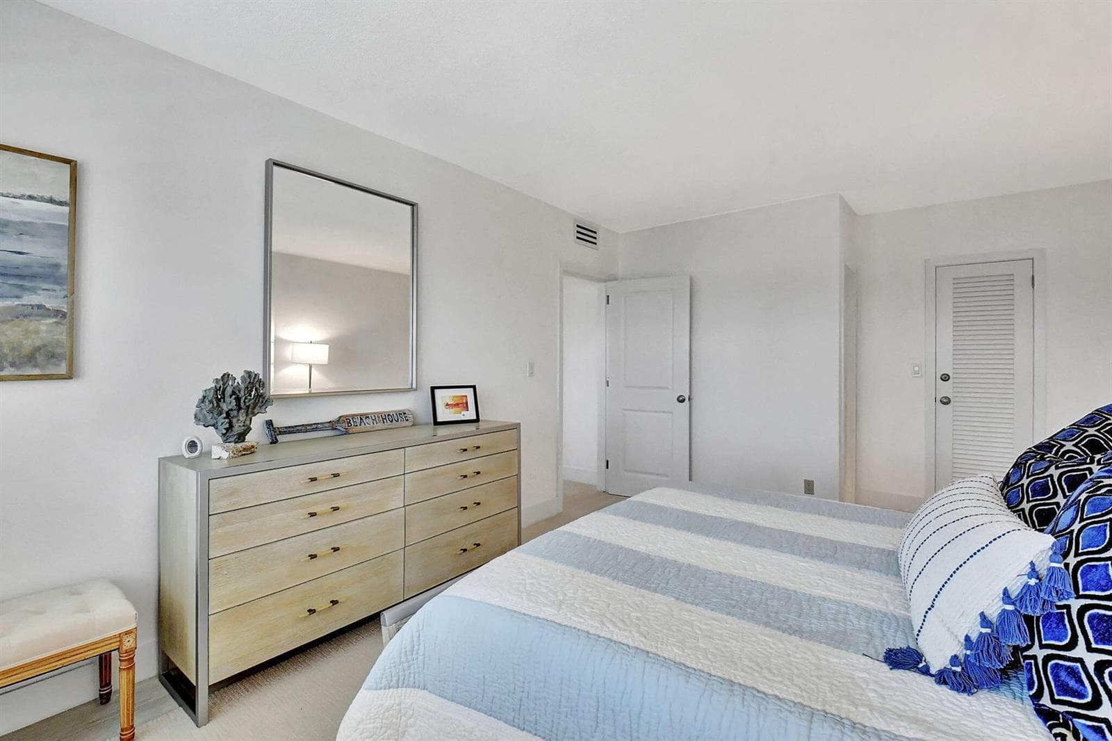 1000 Lowry Street 5E photo 17
