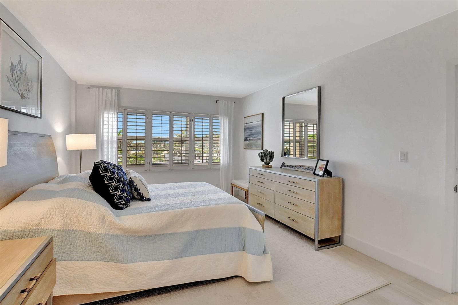 1000 Lowry Street 5E photo 16