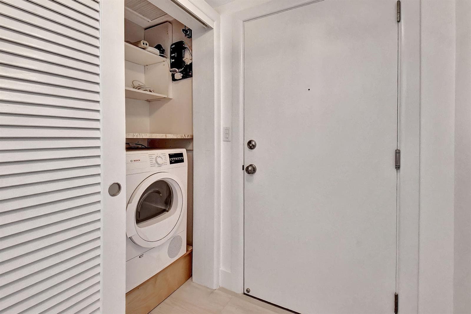 1000 Lowry Street 5E photo 22