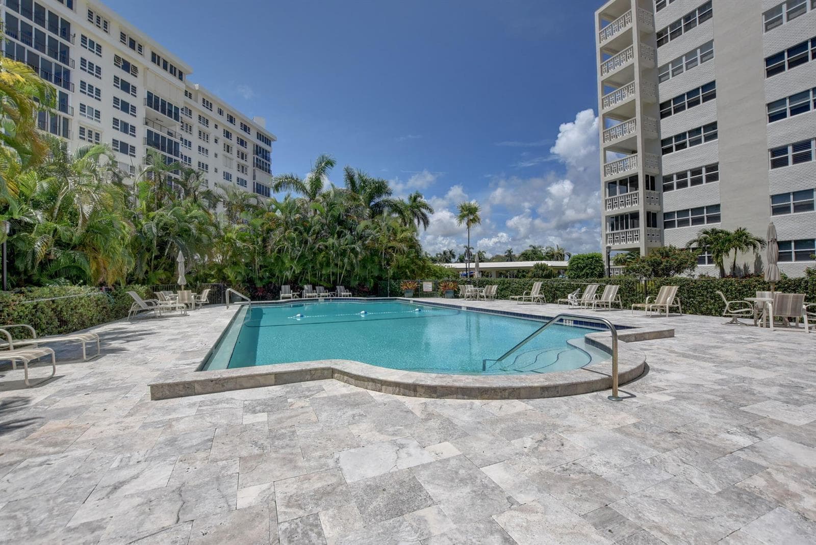 1000 Lowry Street 5E photo 24