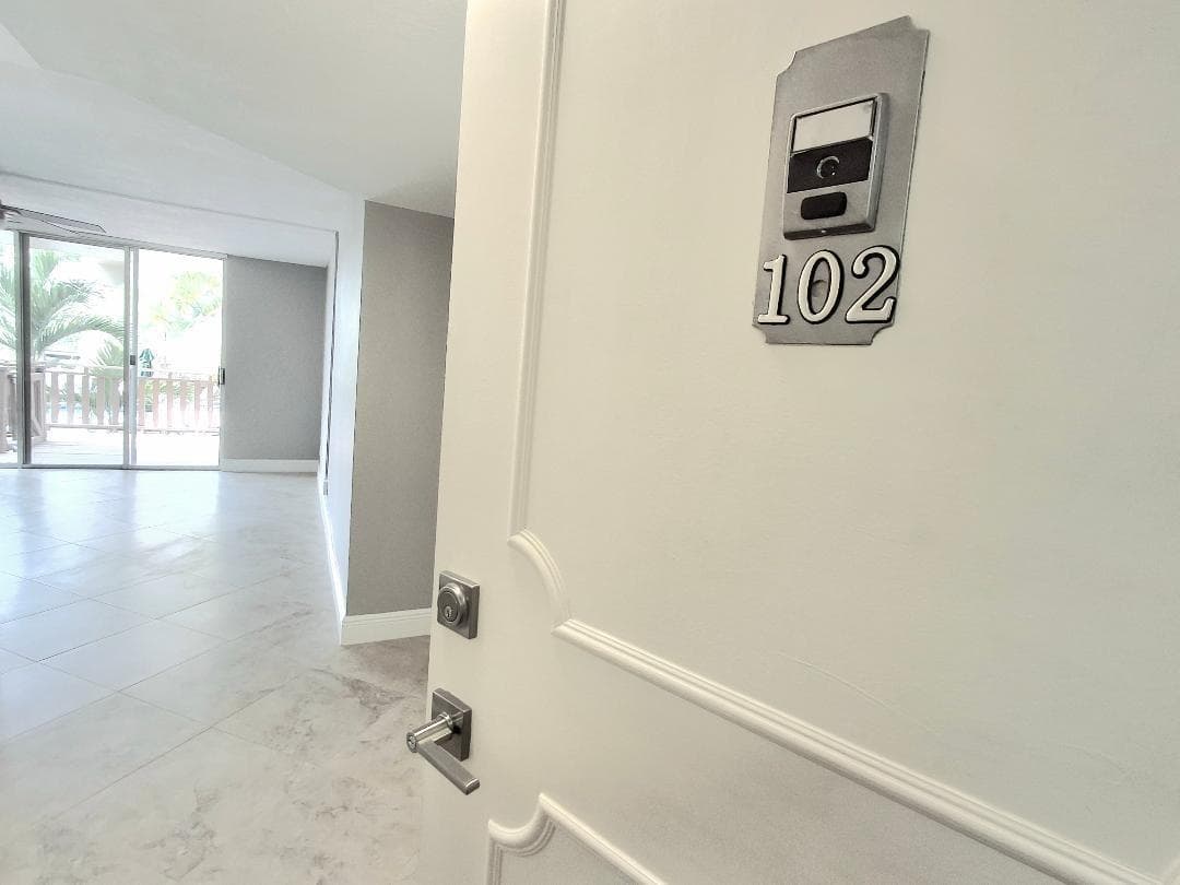 1421 S OCEAN Boulevard S 102 photo 2