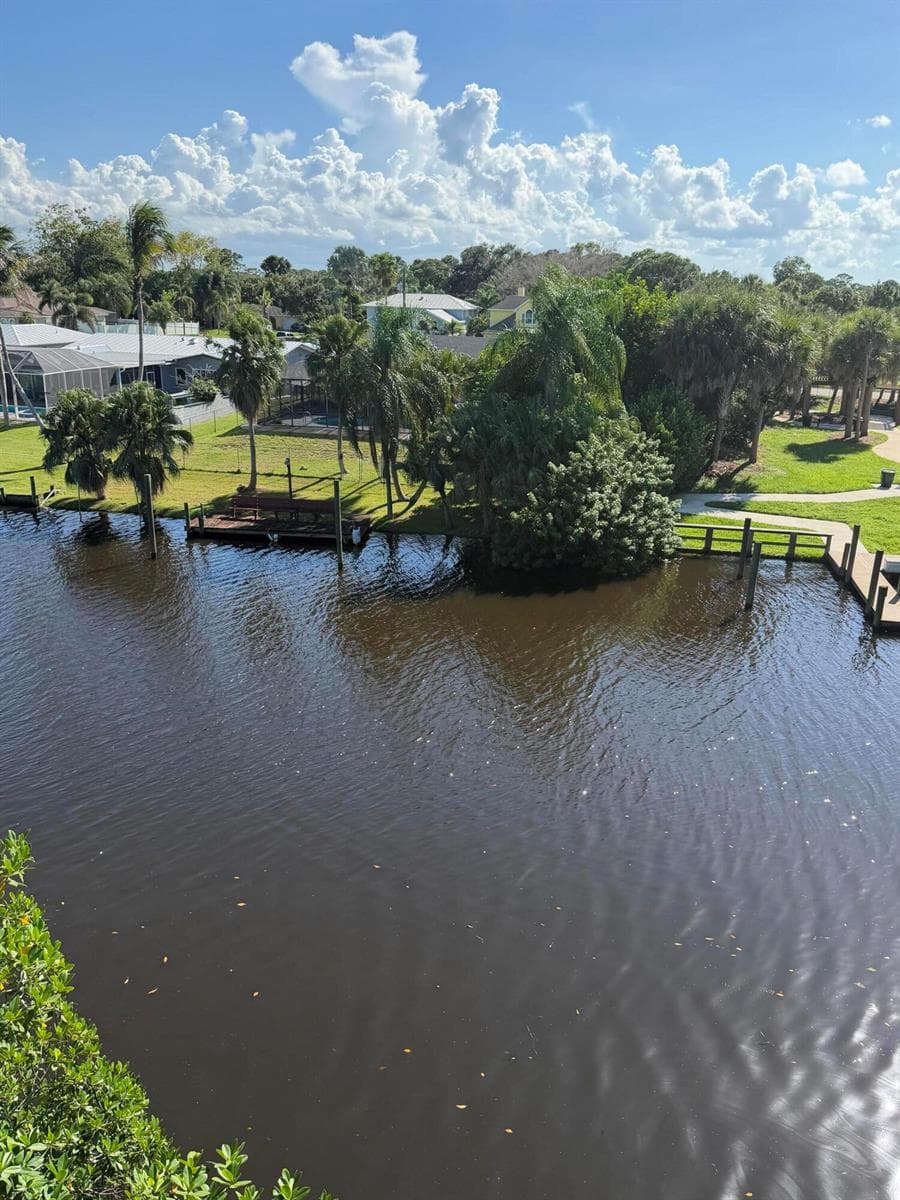 1219 SE CORAL REEF Street photo 24