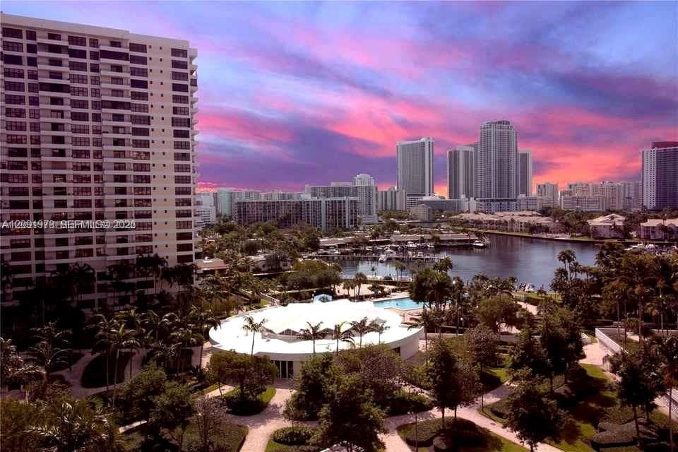 600 Three Islands Blvd 1113 photo 4