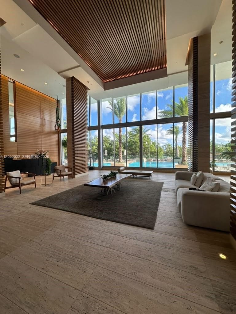 16385 Biscayne Blvd 2606 photo 18