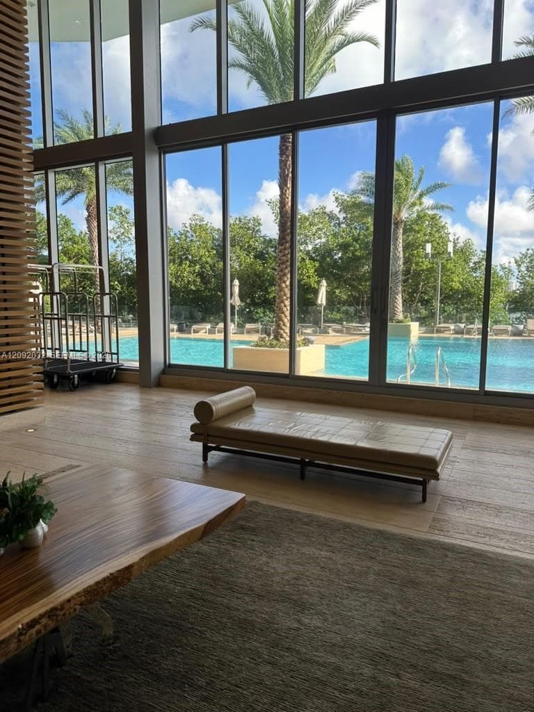 16385 Biscayne Blvd 2606 photo 15