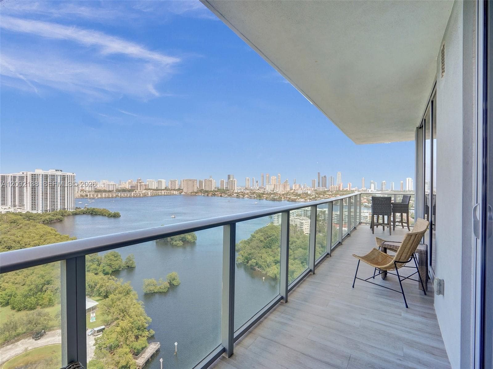 16385 Biscayne Blvd 2107 photo 16