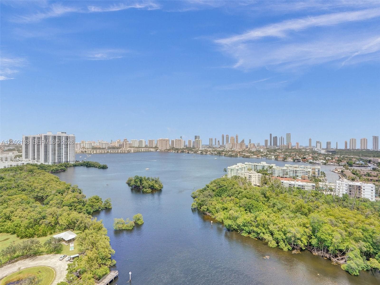 16385 Biscayne Blvd 2107 photo 22