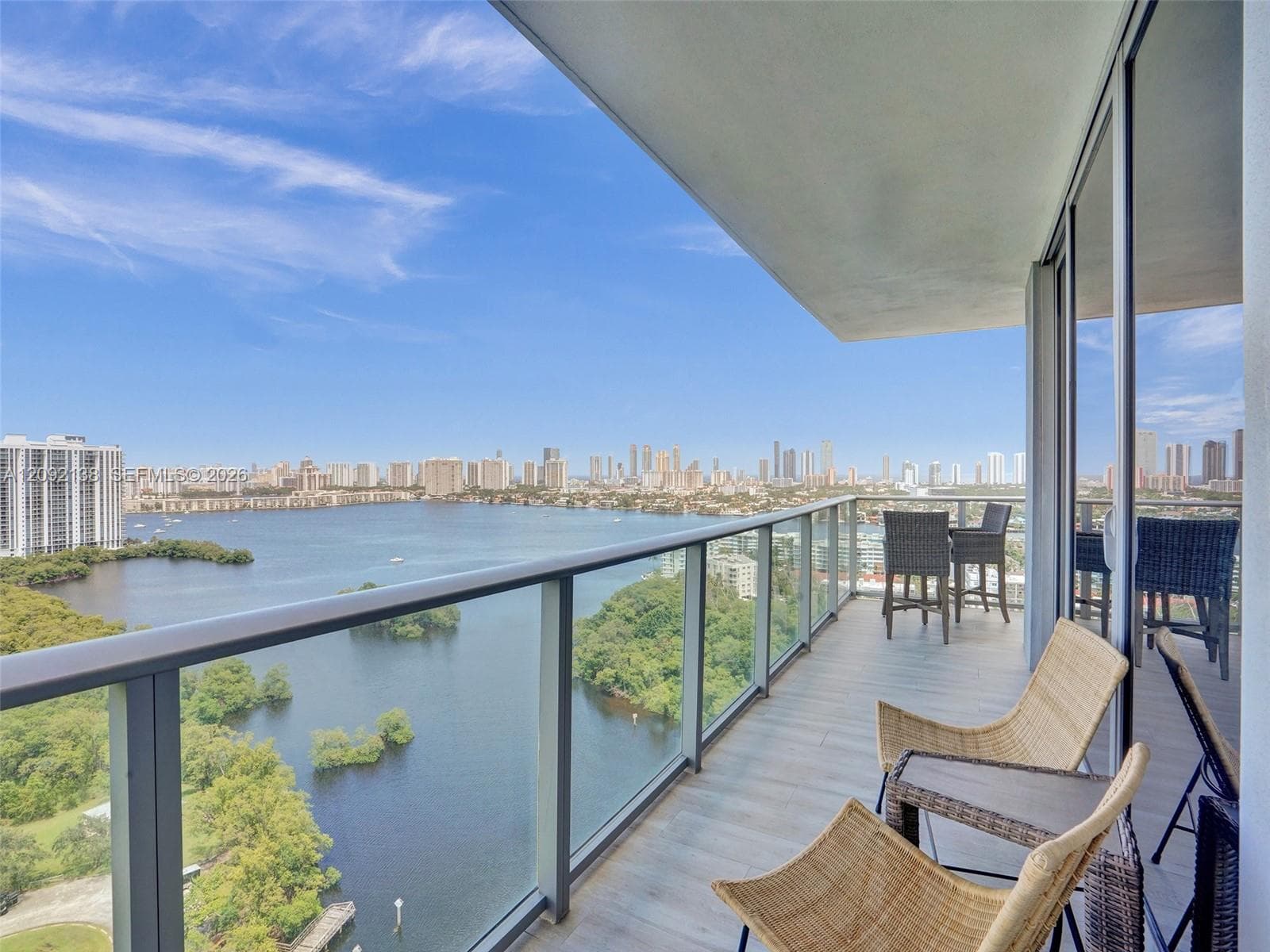 16385 Biscayne Blvd 2107 photo 19