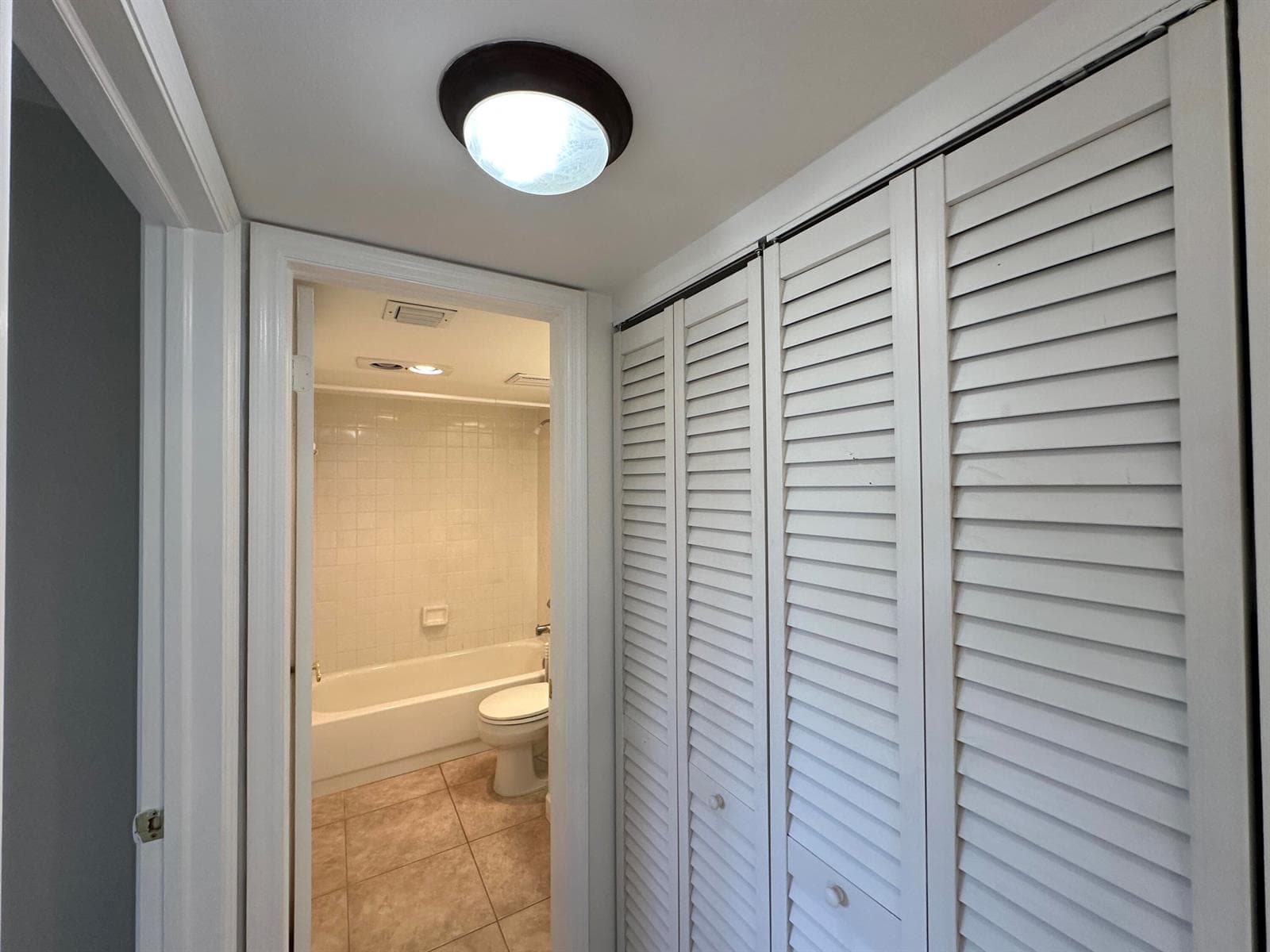 309 Lake Circle 202 photo 17