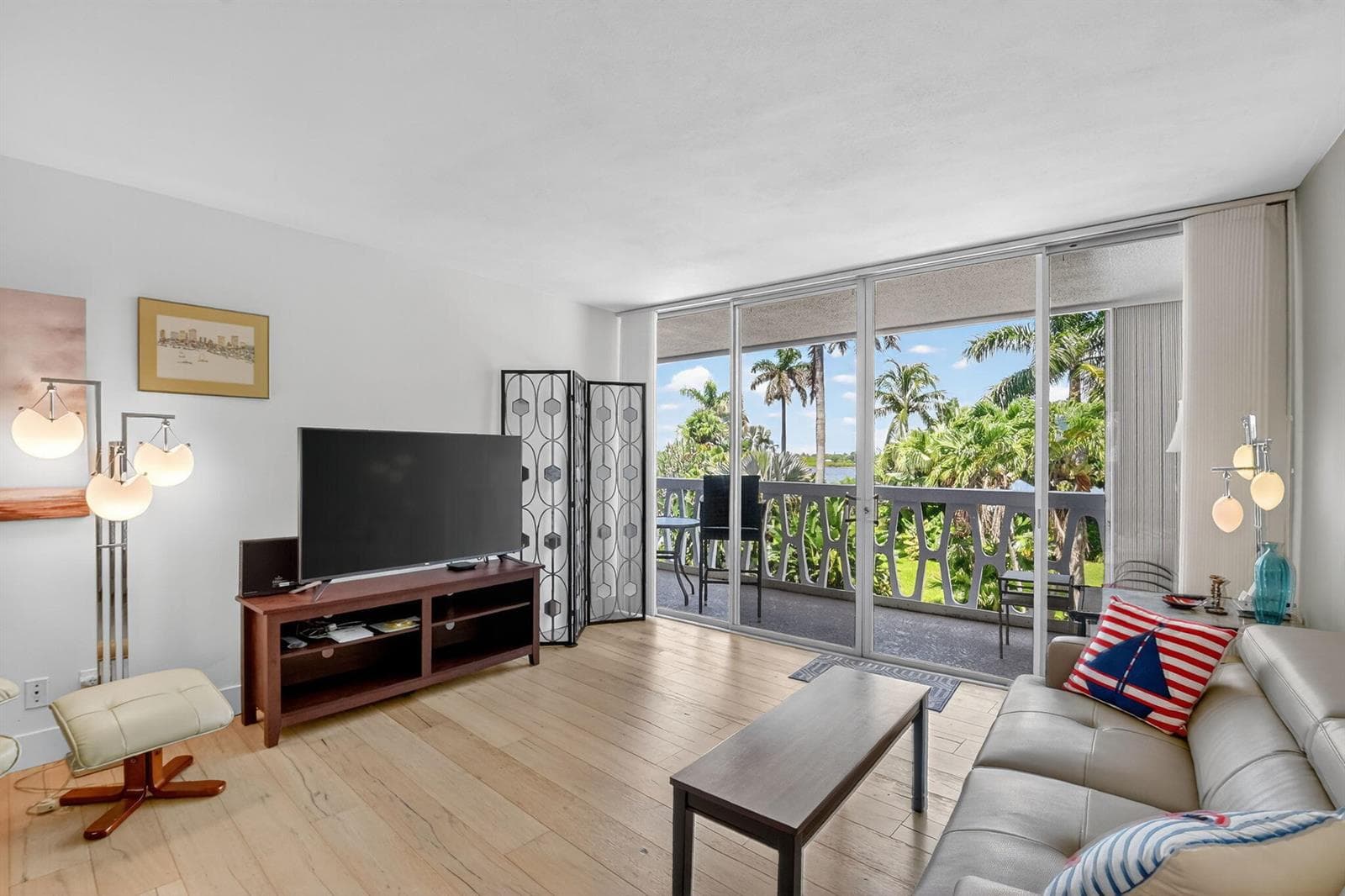 2505 S Ocean Boulevard 305 photo 13