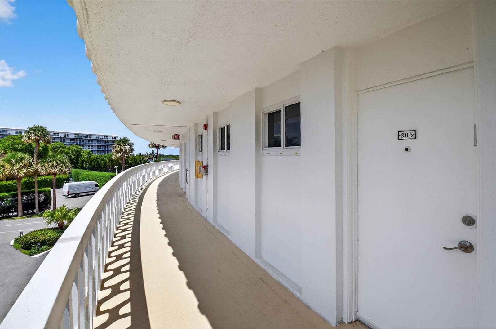 2505 S Ocean Boulevard 305 photo 3