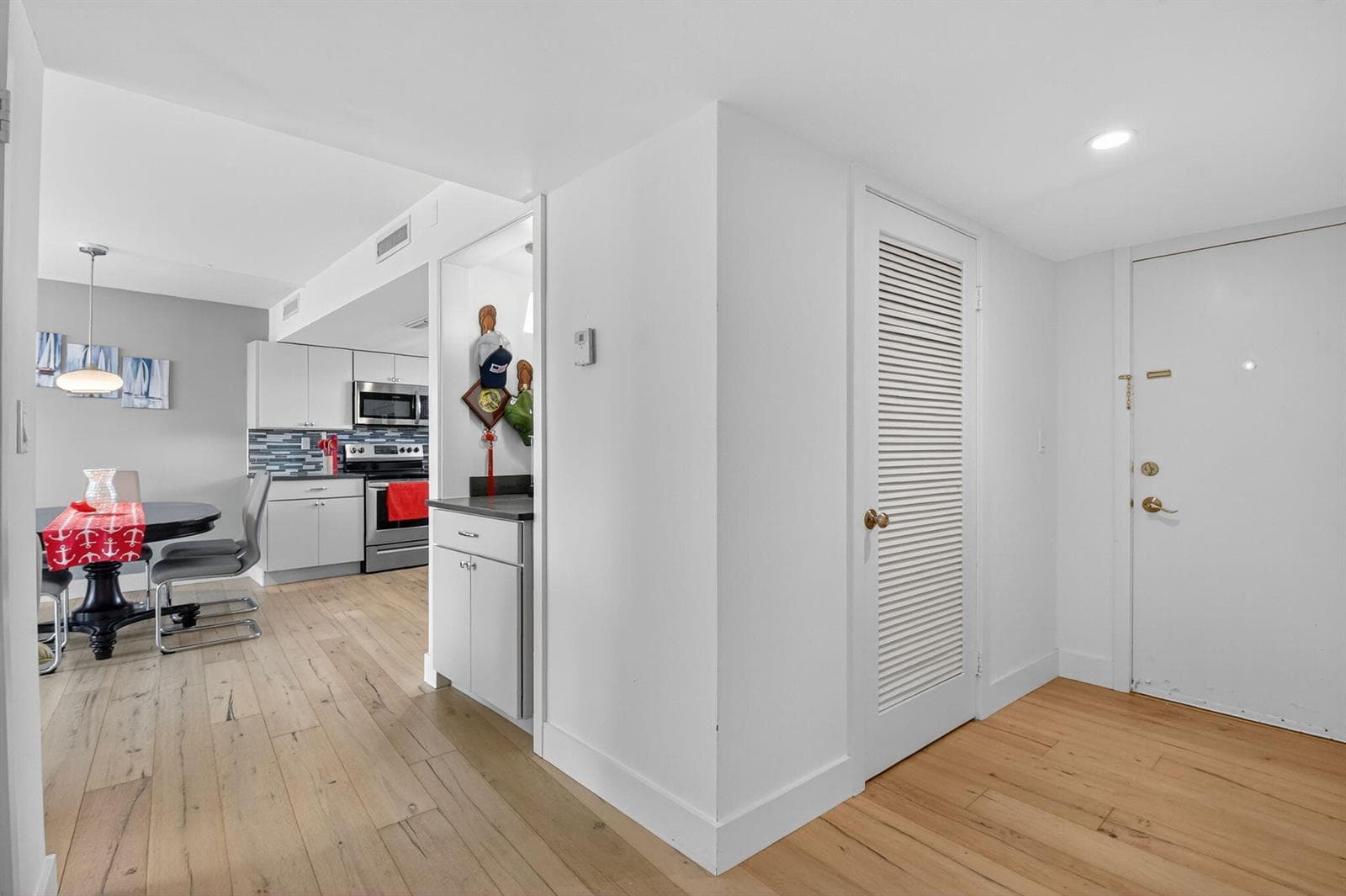 2505 S Ocean Boulevard 305 photo 4