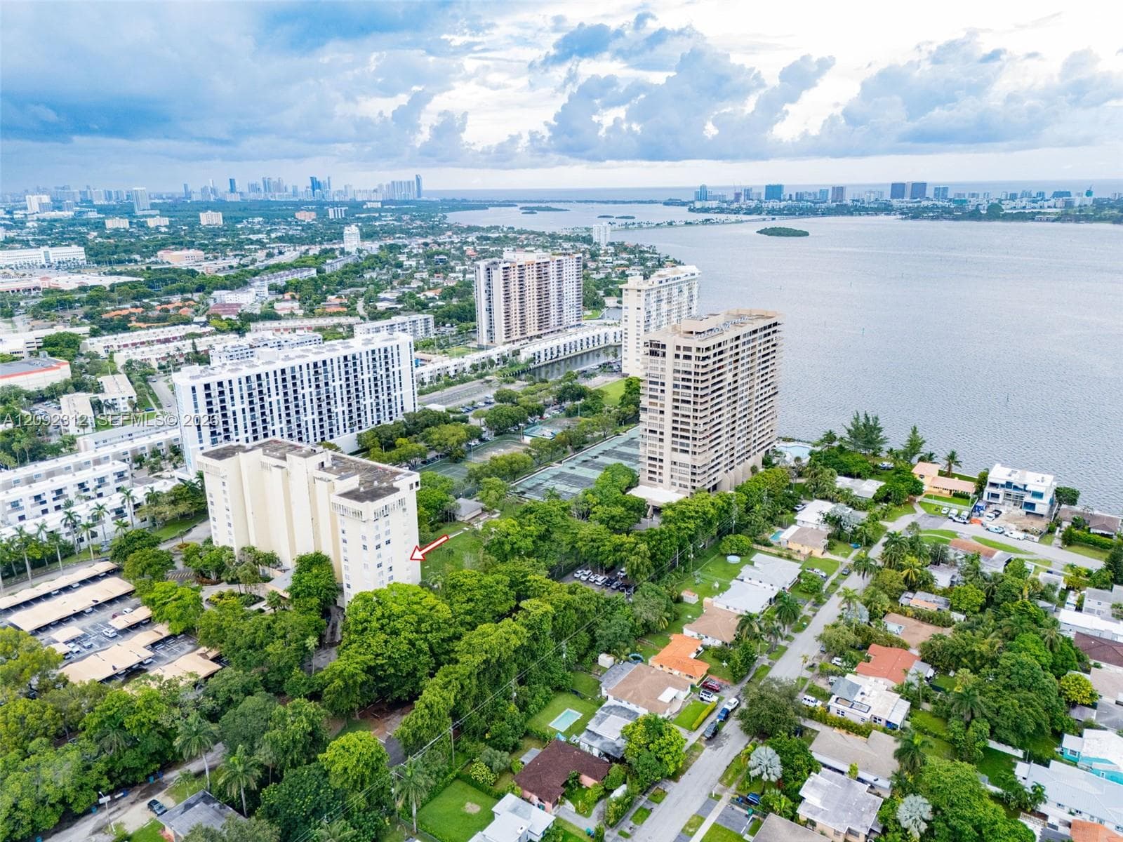 11111 Biscayne Blvd 6B photo 5