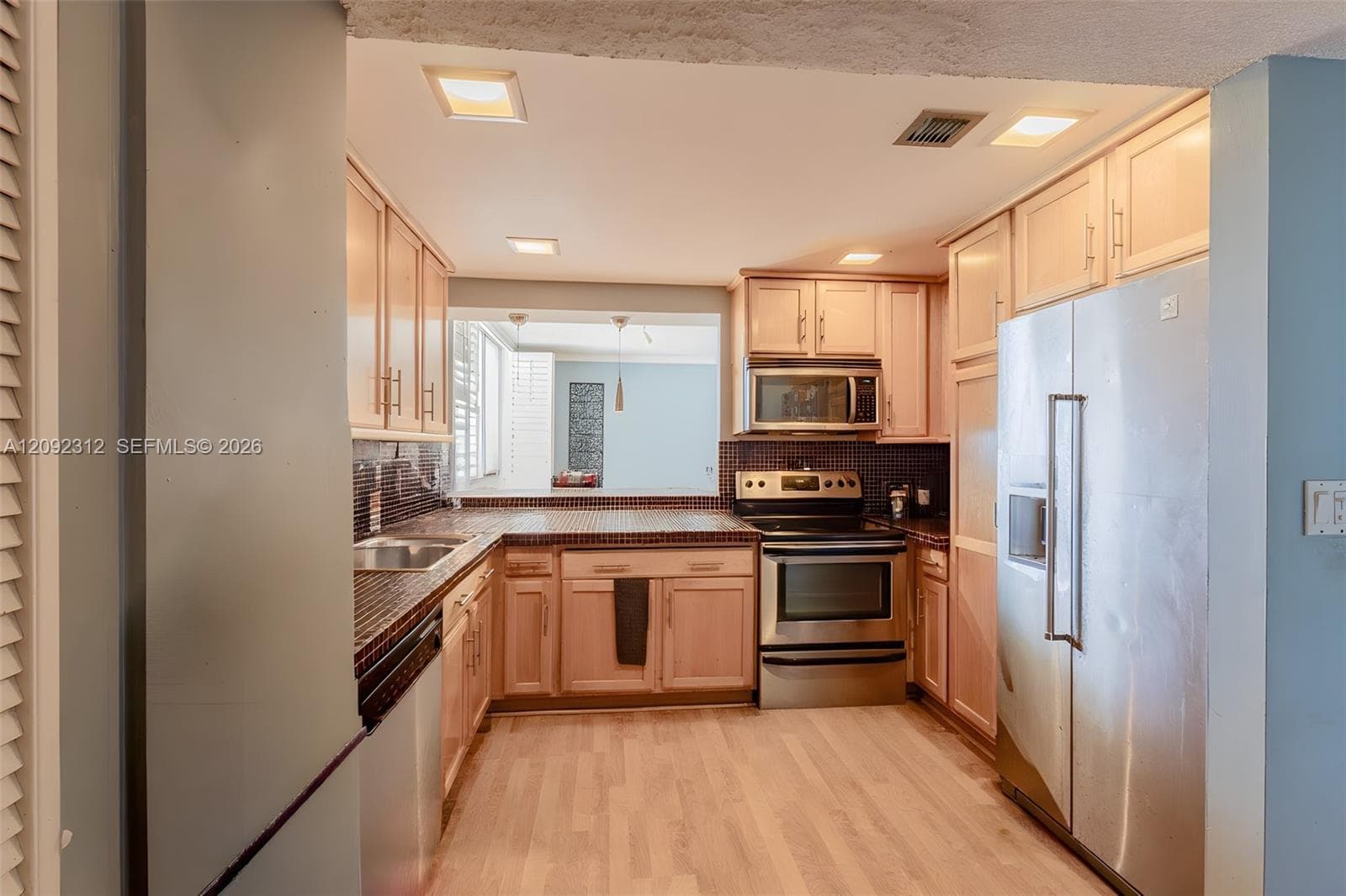 11111 Biscayne Blvd 6B photo 8