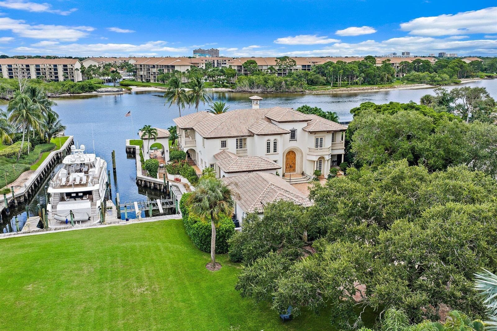 14898 PALMWOOD Road photo 2