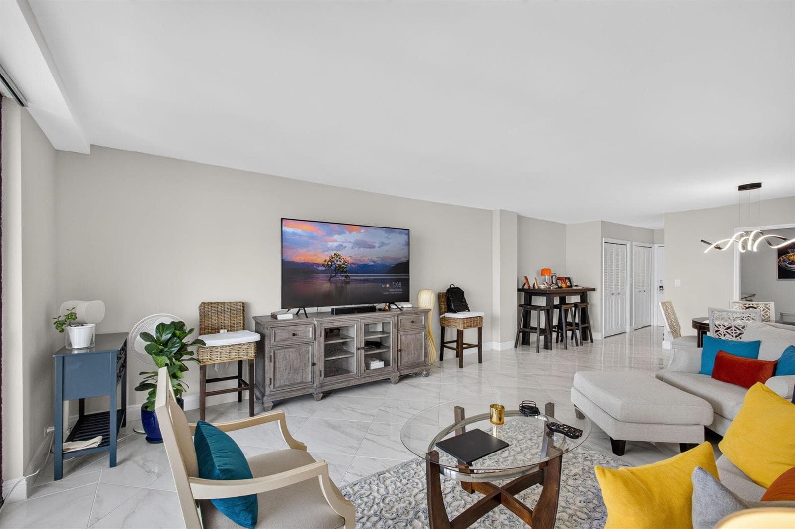 1208 MARINE Way 402 photo 6