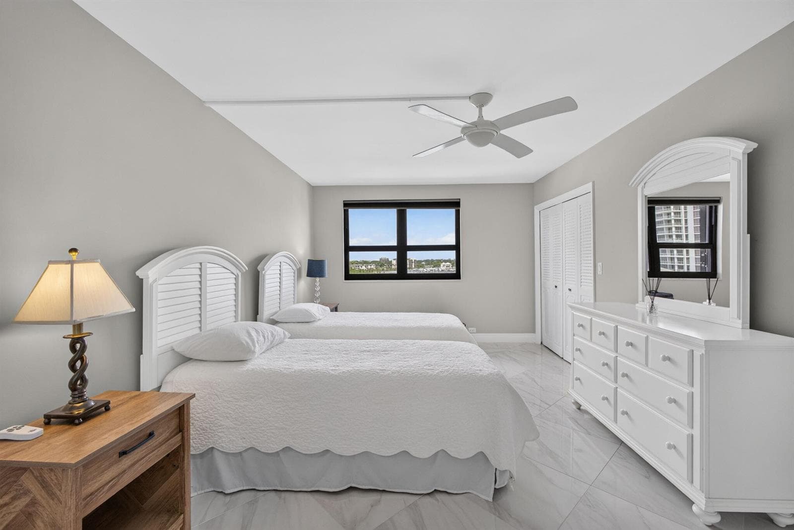 1208 MARINE Way 402 photo 16