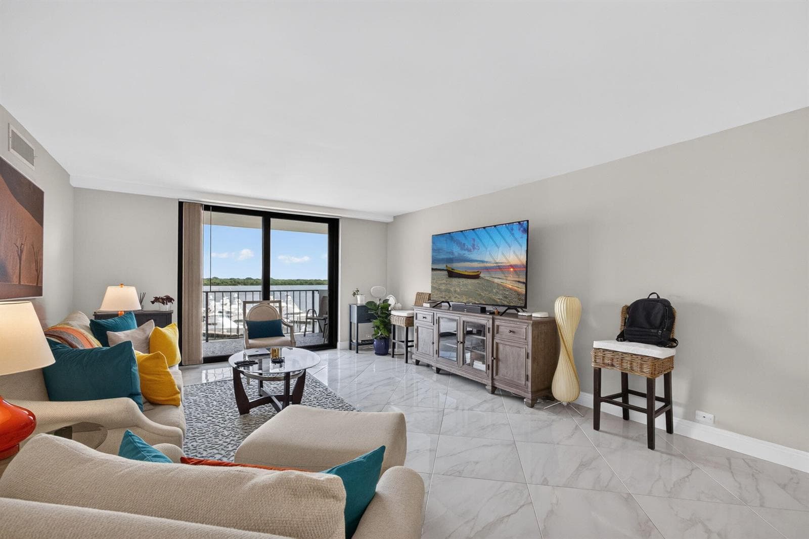1208 MARINE Way 402 photo 1