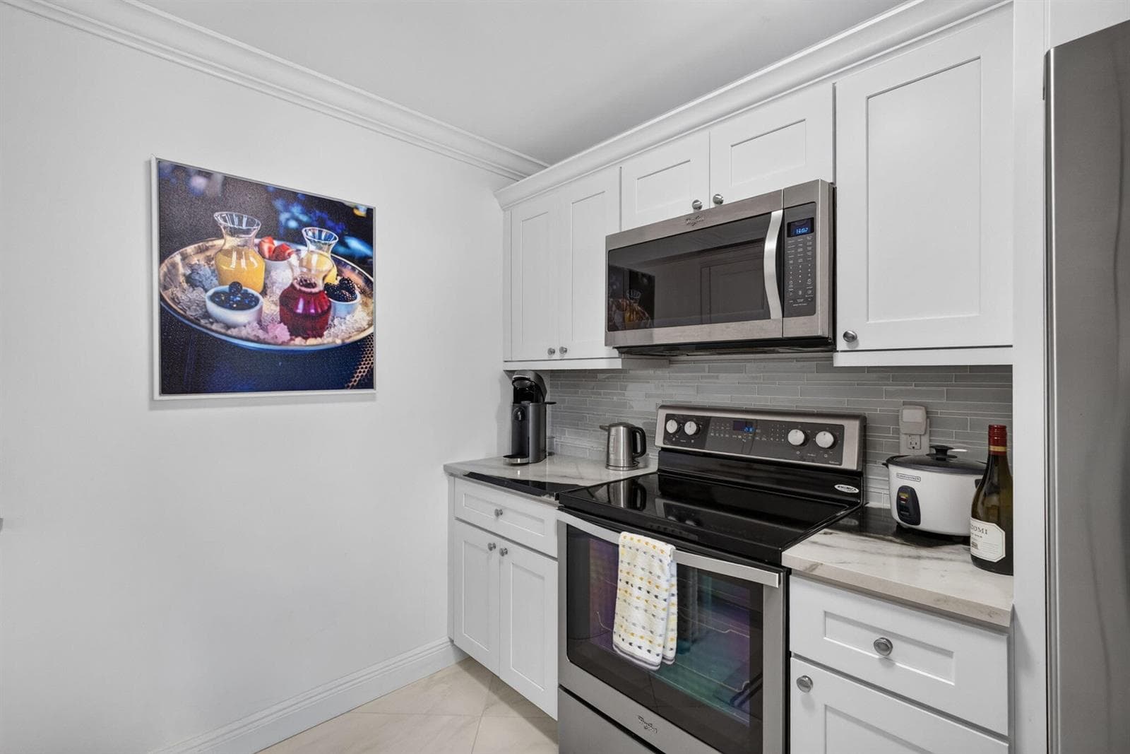1208 MARINE Way 402 photo 9
