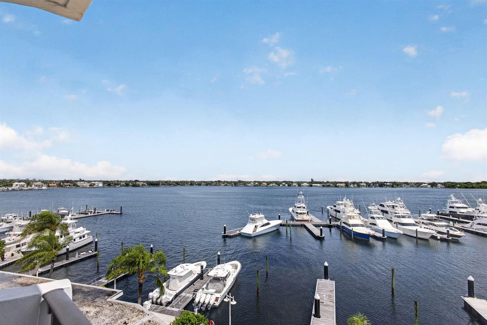 1208 MARINE Way 402 photo 24