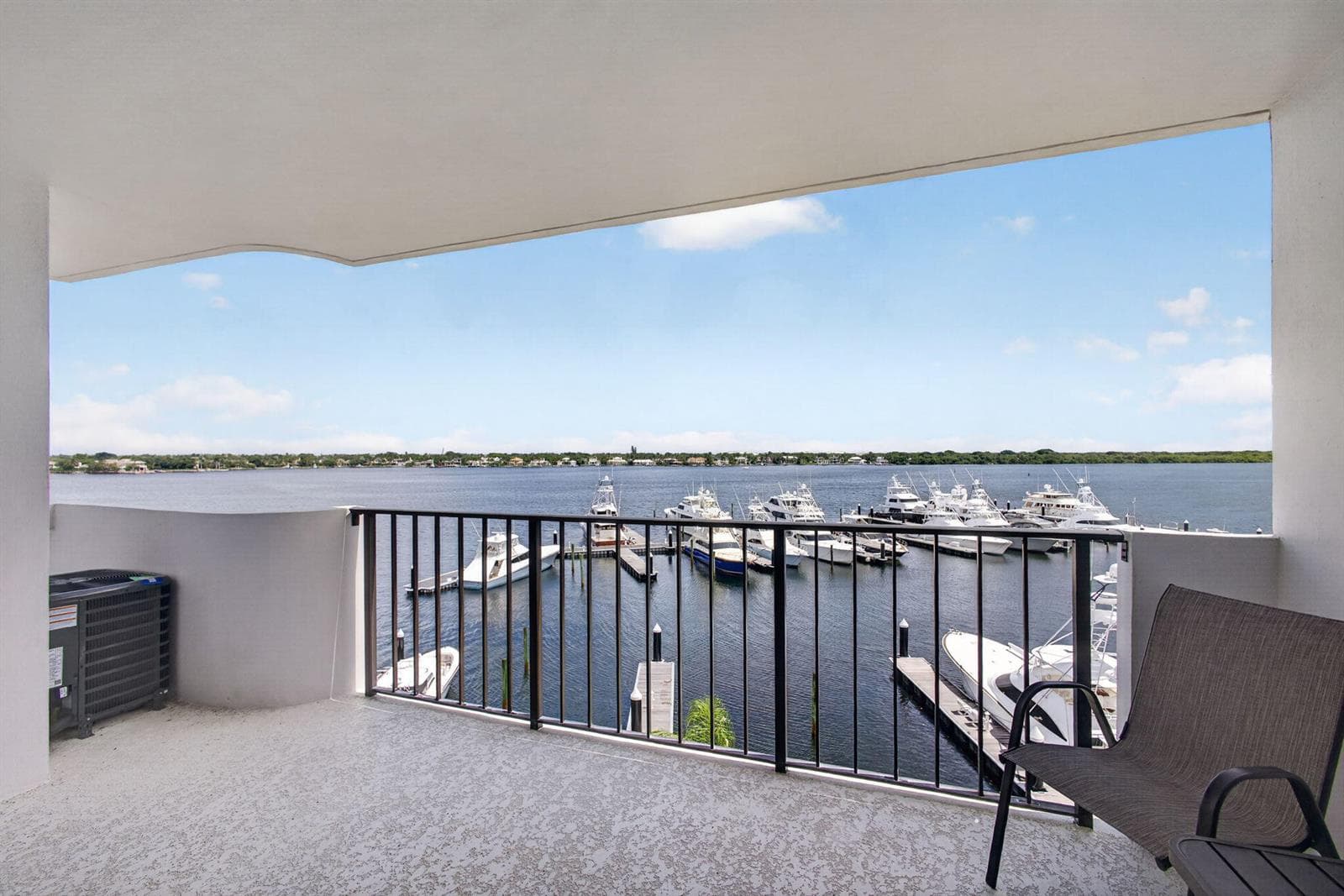 1208 MARINE Way 402 photo 21