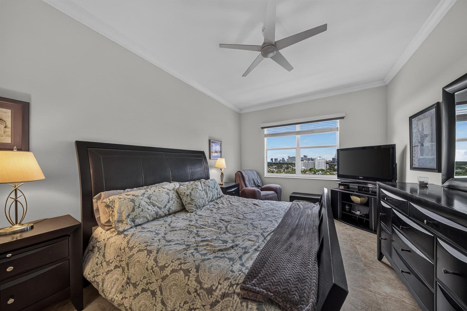 1 Las Olas Circle 1507 photo 20