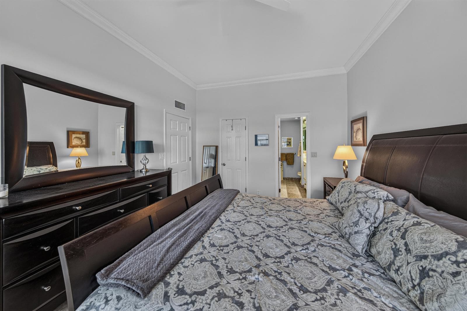 1 Las Olas Circle 1507 photo 25