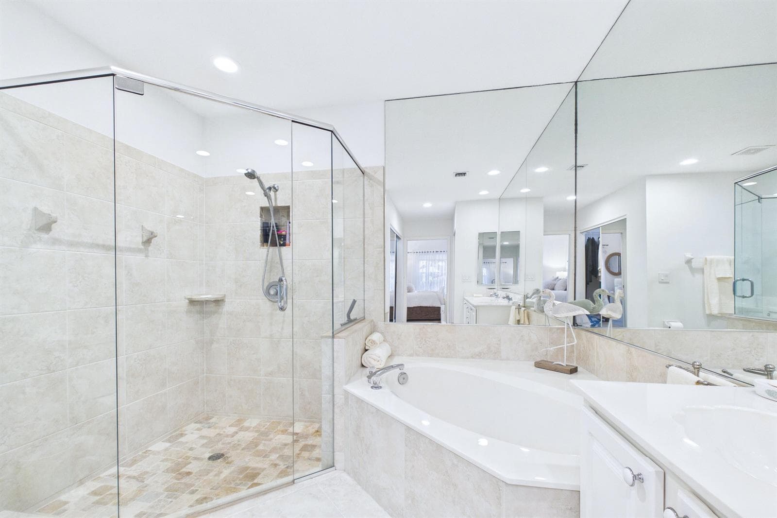 412 Coral Cove Drive photo 9