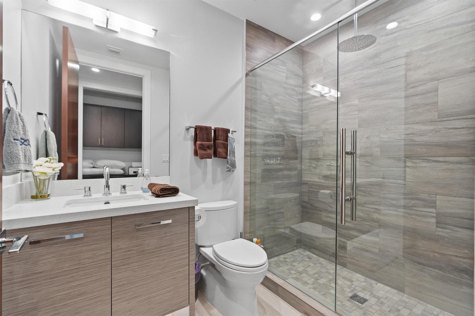 2770 NE 14TH Street 203 photo 24