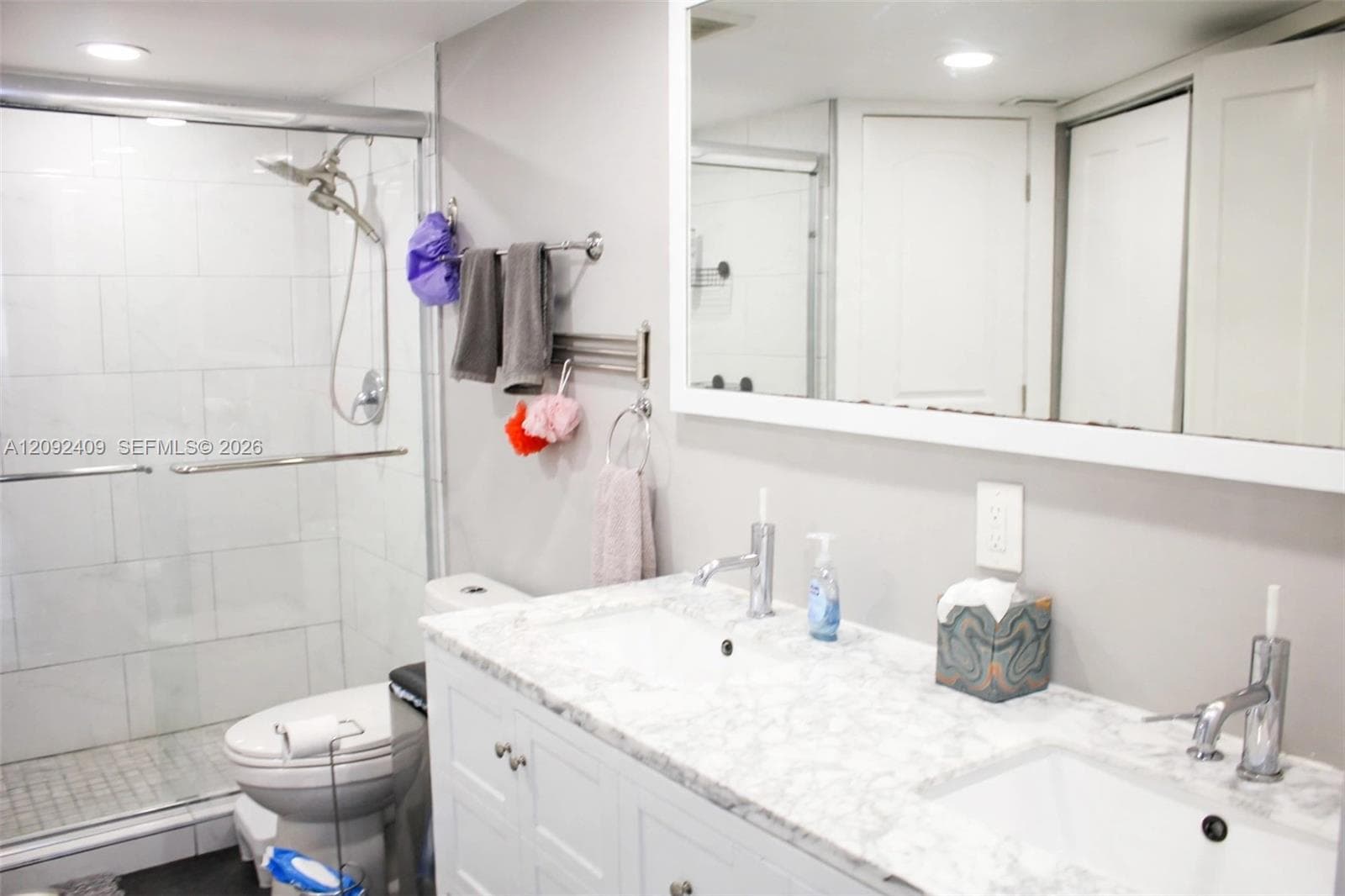 3500 Mystic Pointe Dr 1907 photo 23