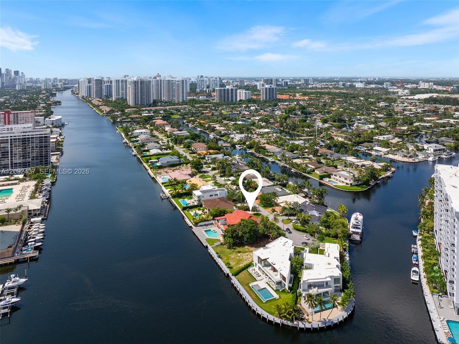 507 Palm Dr photo 2