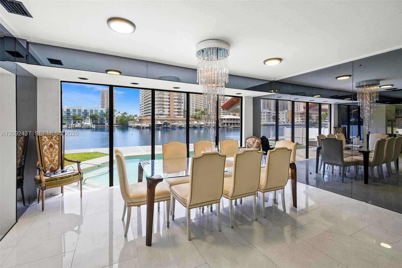 507 Palm Dr photo 12