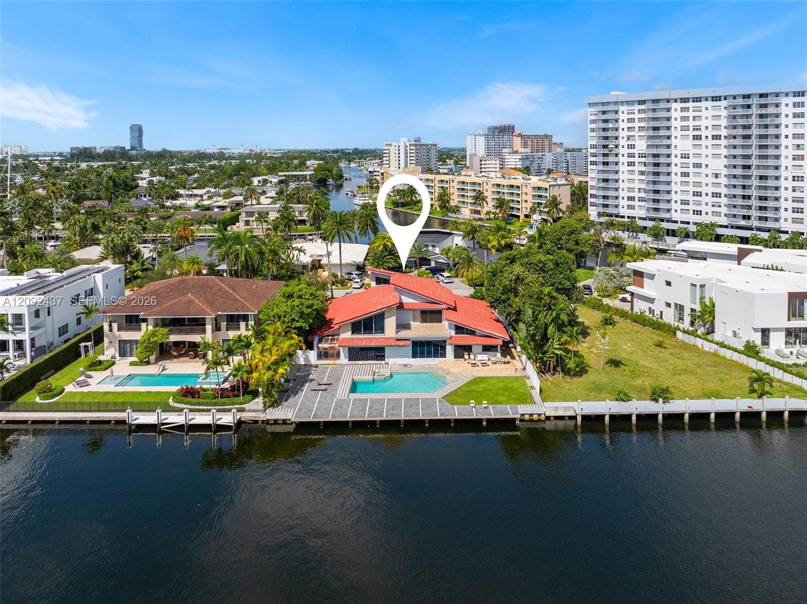 507 Palm Dr photo 3