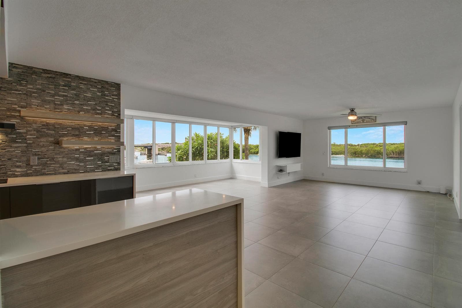 325 S Beach Road 210 photo 23
