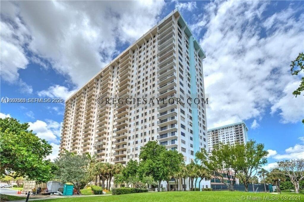 1201 S Ocean Dr 1206S photo 9