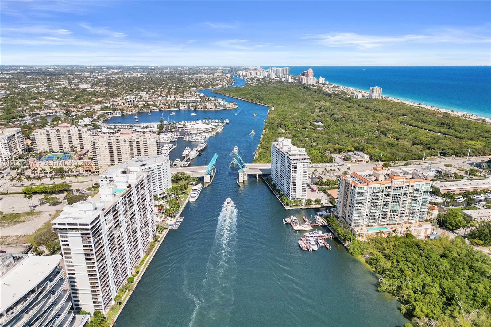 936 Intracoastal Dr 4F photo 2