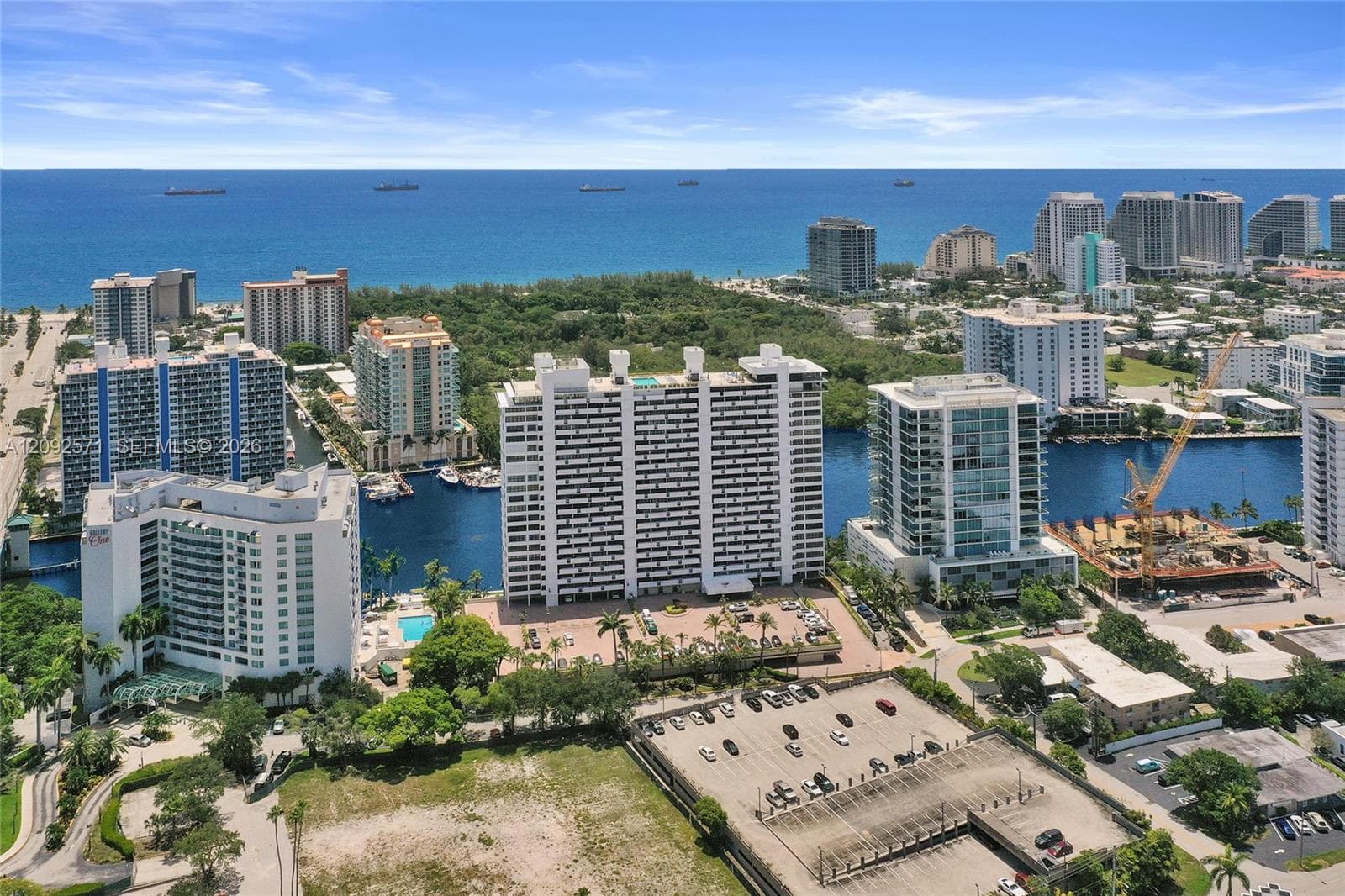 936 Intracoastal Dr 4F photo 3