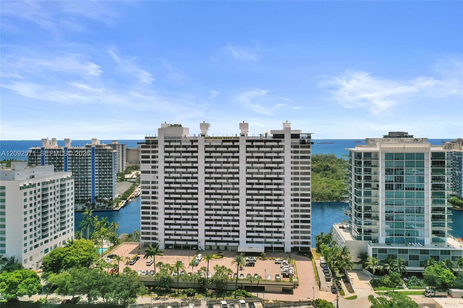 936 Intracoastal Dr 4F photo 4