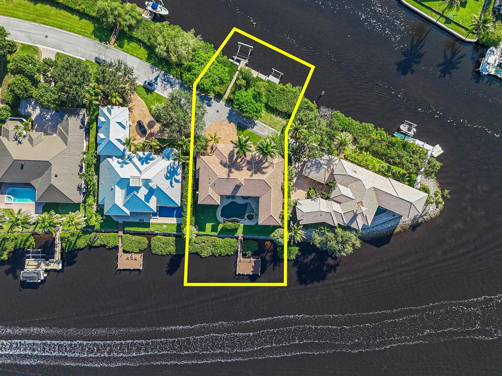 18519 SE Palm Island Lane photo 4