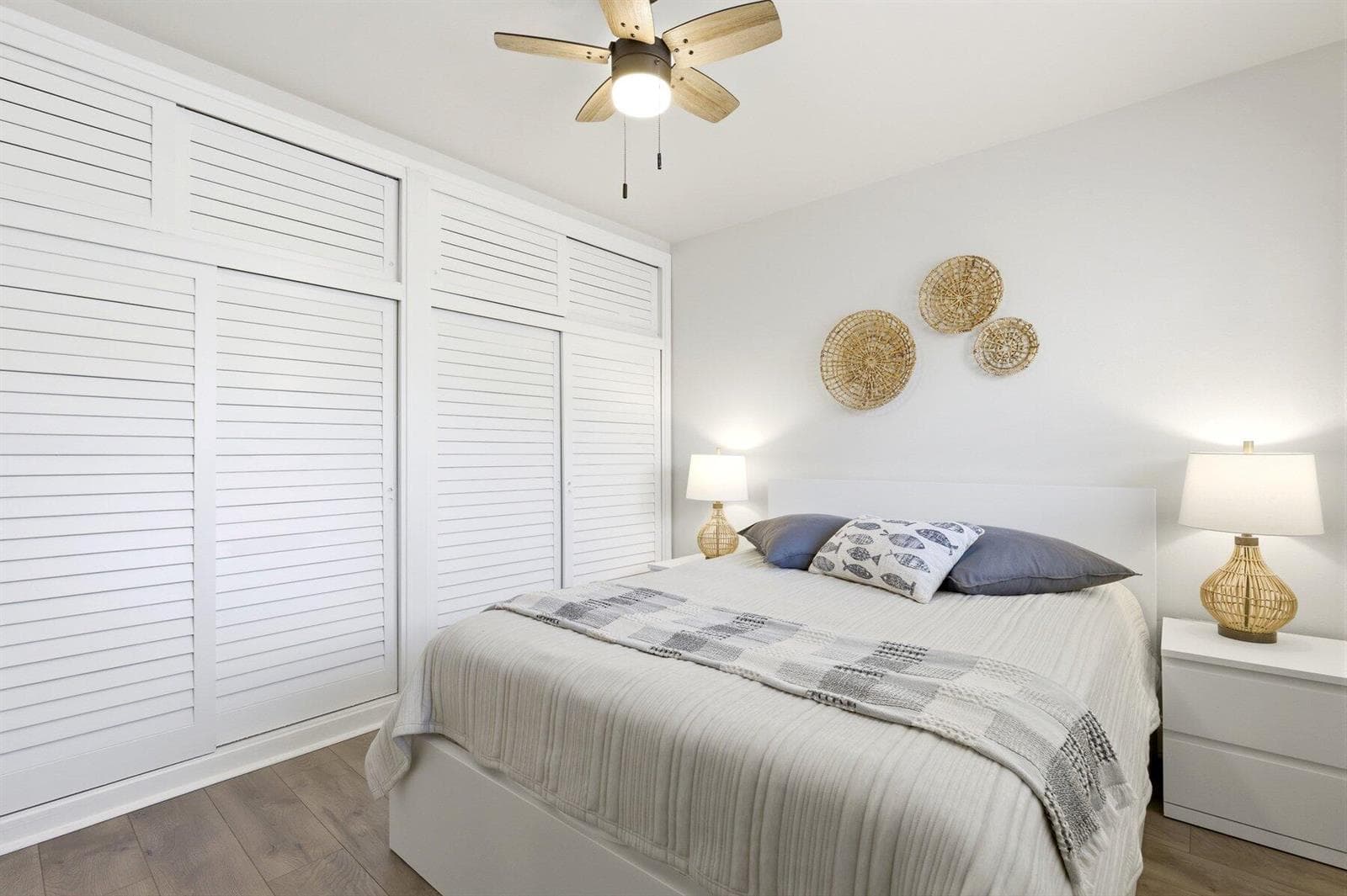 3232 CANAL Drive 14 photo 9