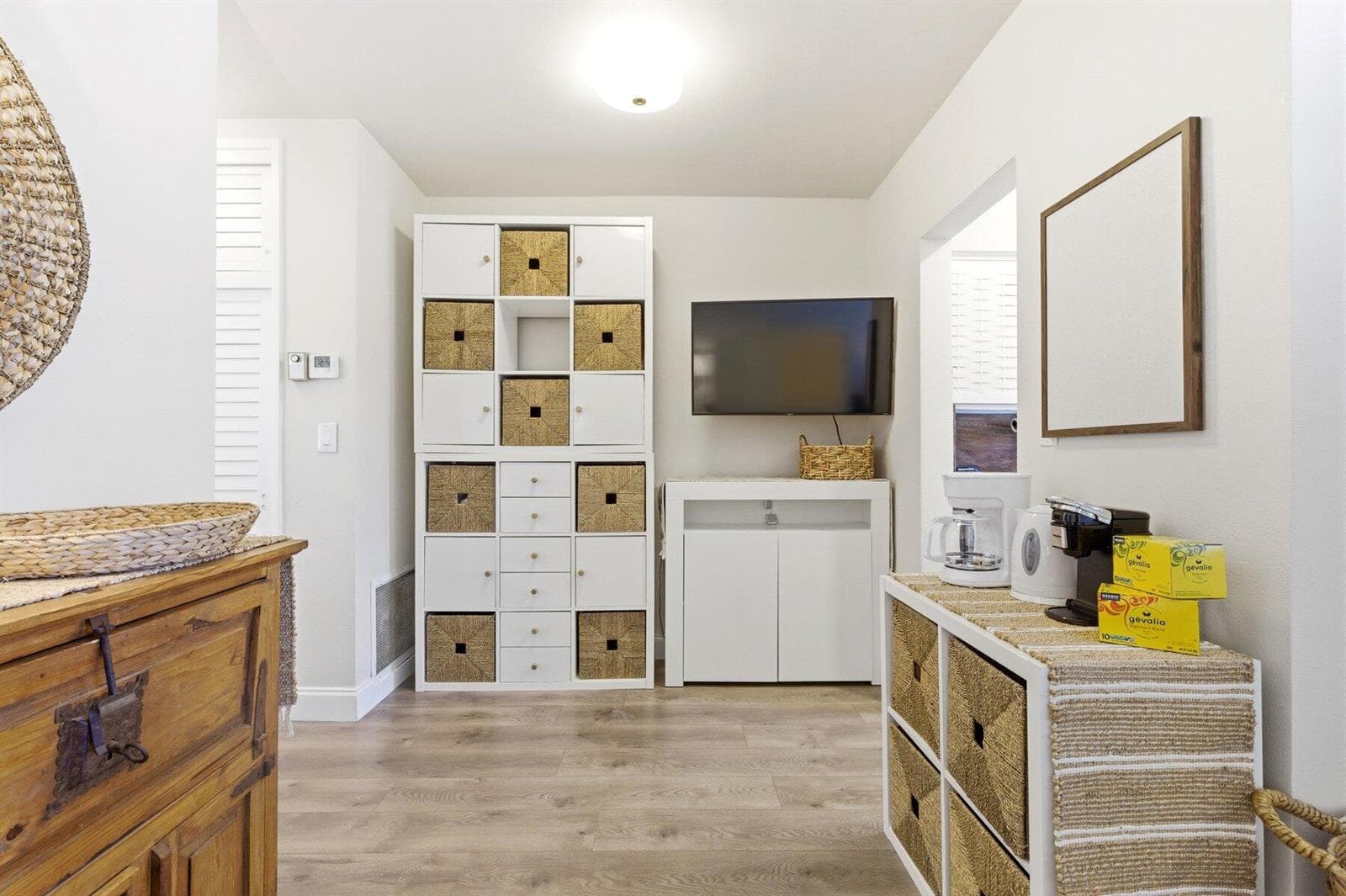 3232 CANAL Drive 14 photo 4