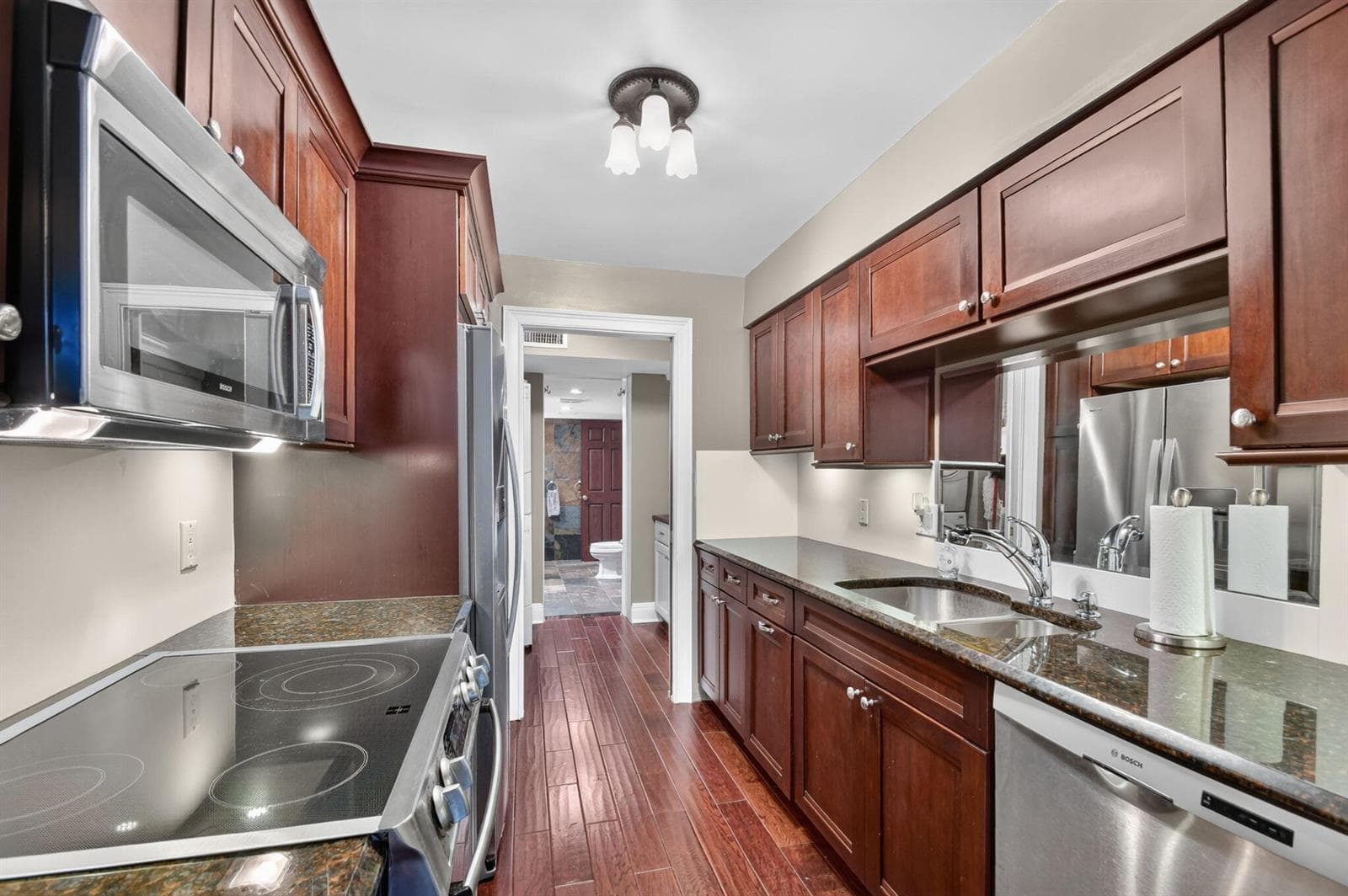 102 Half Moon Circle F2 photo 13