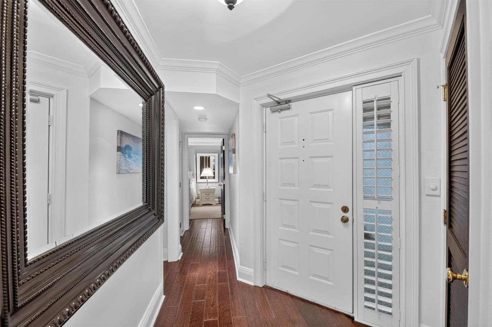 102 Half Moon Circle F2 photo 3