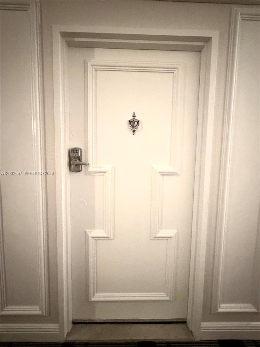 5600 Collins Ave 6J photo 11