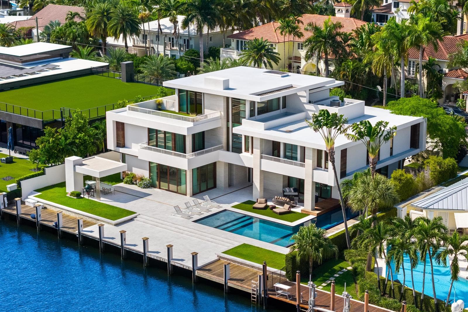 10 Pelican Drive photo 2